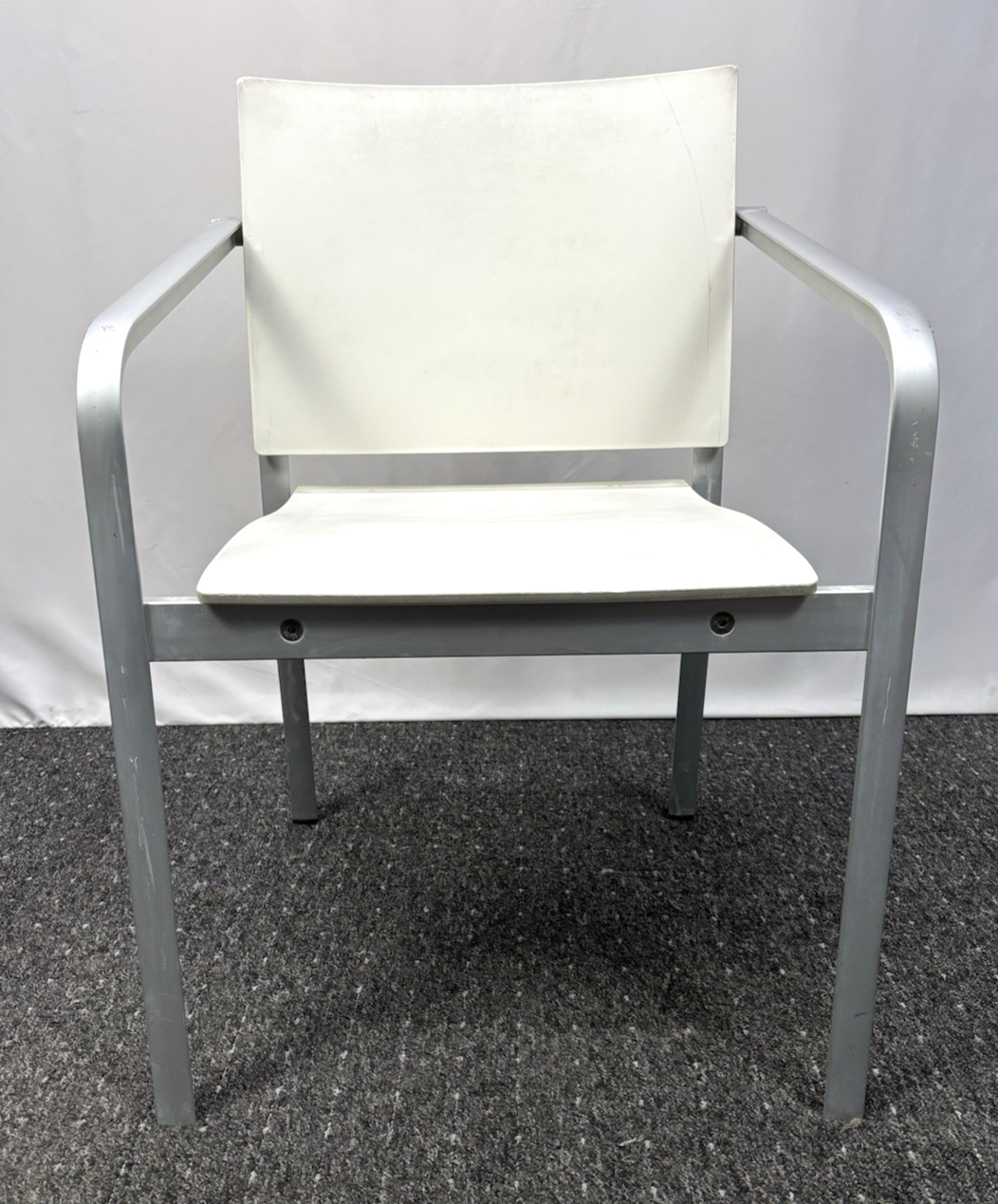 1 von 10 ORIGINAL Thonet Gartenstuhl Outdoor Armlehnstuhl Alu Kunstst. Bauhaus