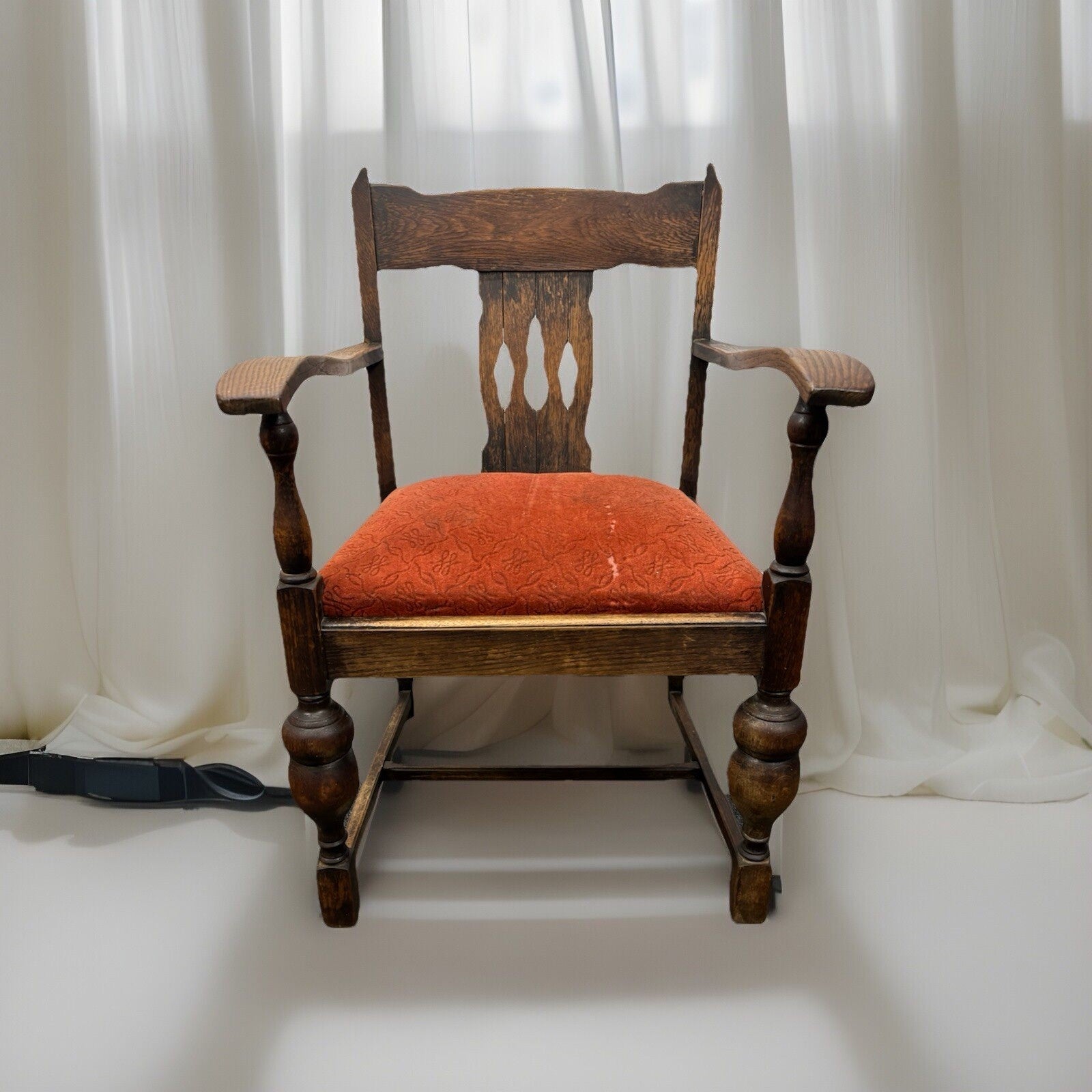 1 von 2 Esszimmer Armlehnstuhl Eiche massiv Art Deco Bauhaus Antik